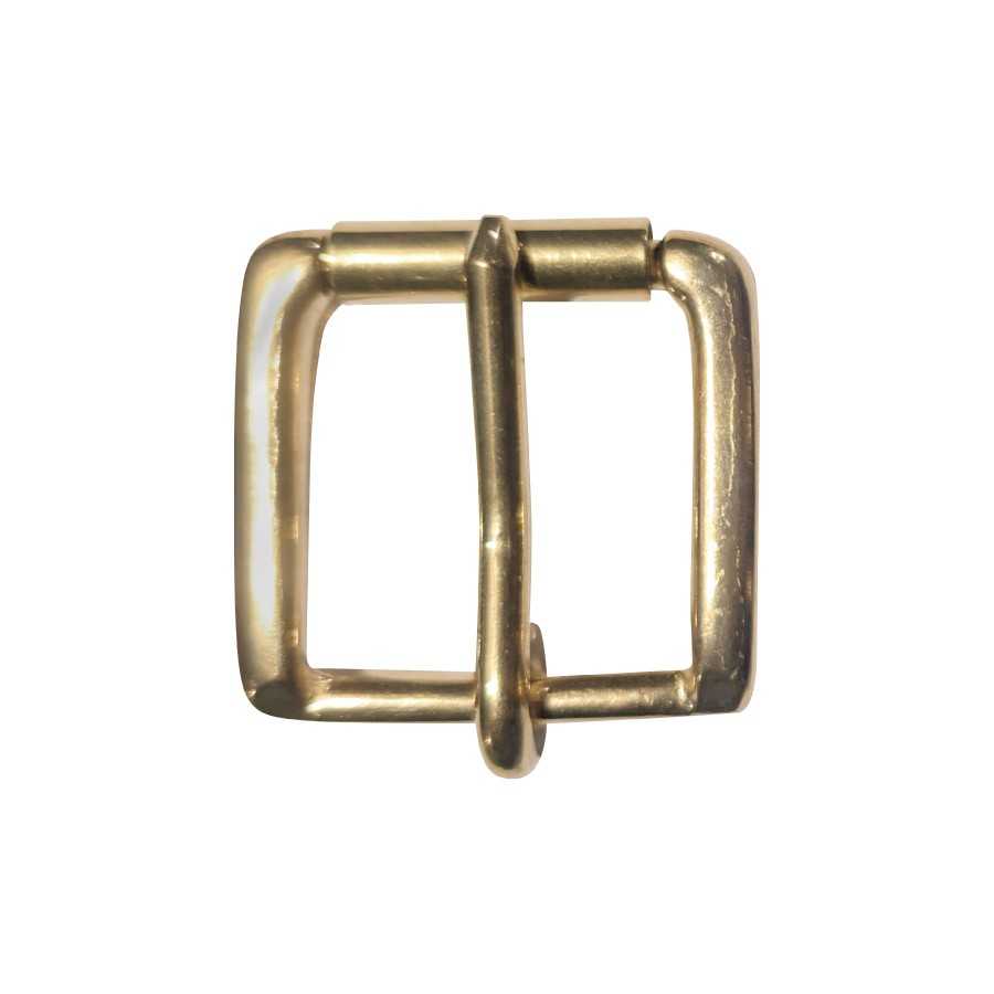 Fivela de metal dourado simples em fundo branco