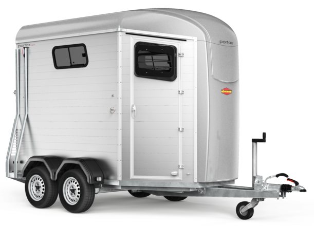 Reboque branco para transporte de animais com janelas e rodas duplas