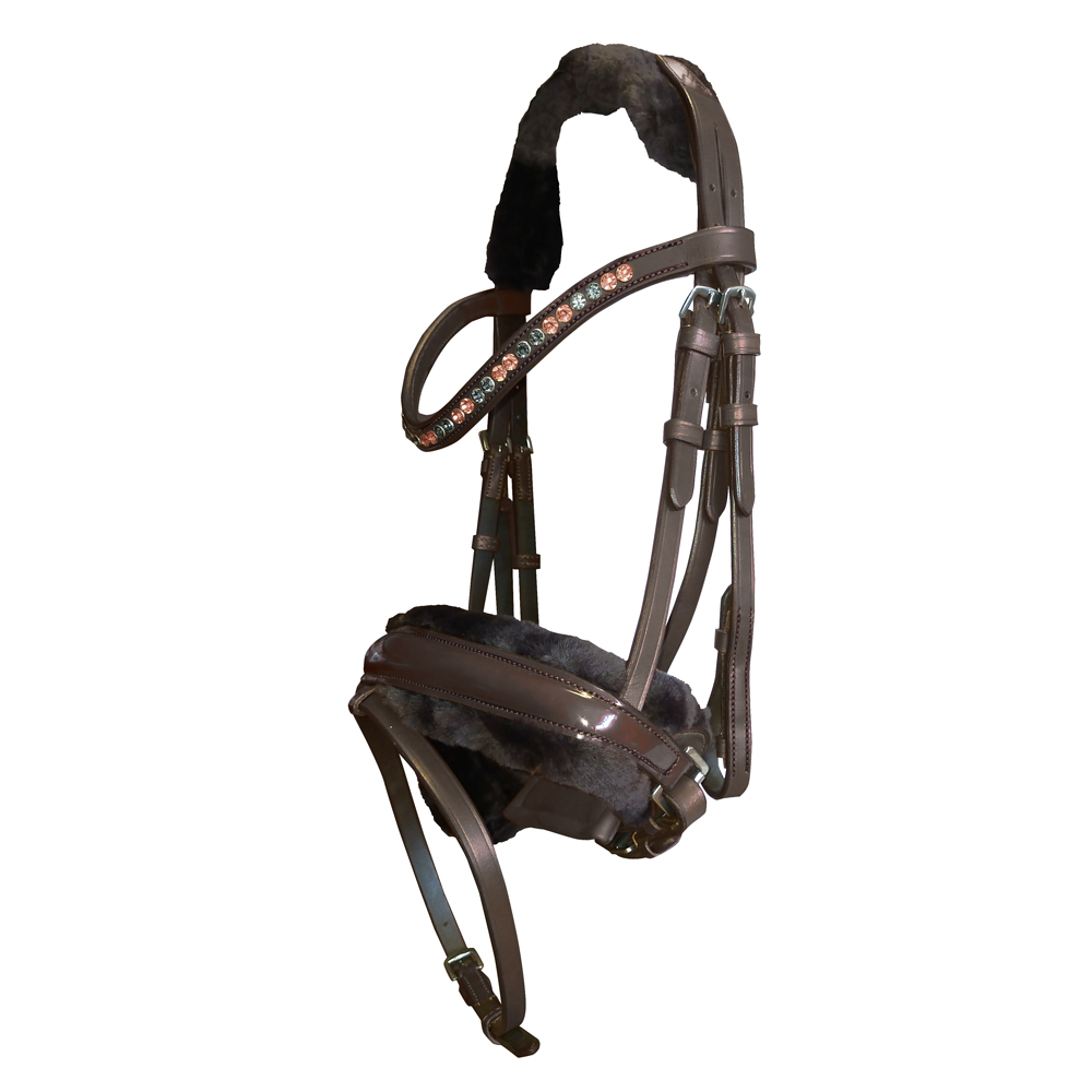 Cabresto castanho com pelúcia preta e pedras brilhantes