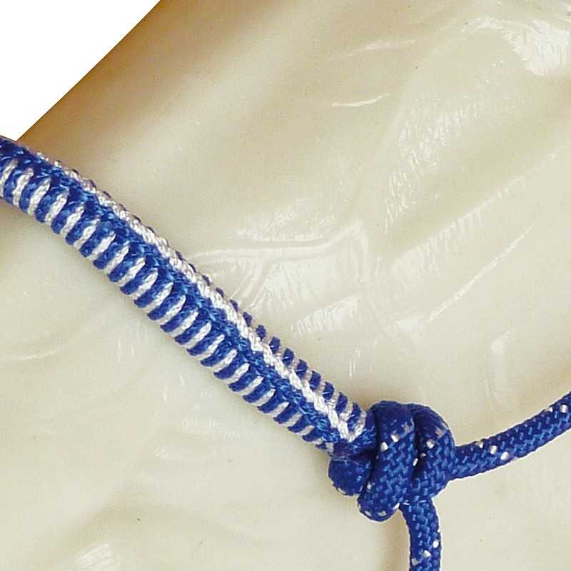 Corda azul com padrão branco e nó simples
