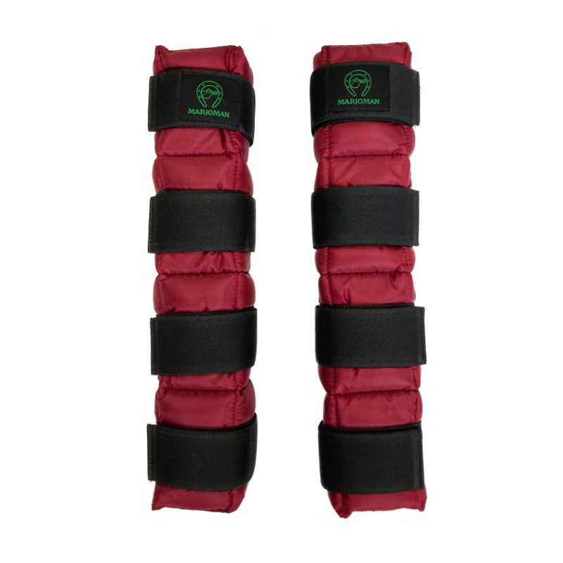 Suportes de pernas vermelhos com tiras pretas ajustáveis e logotipo verde MARIGUANA