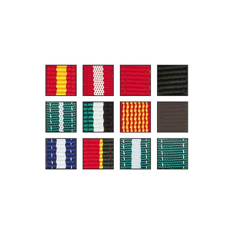 Doze amostras coloridas de tecido em padrão listrado e sólido, textura malha.