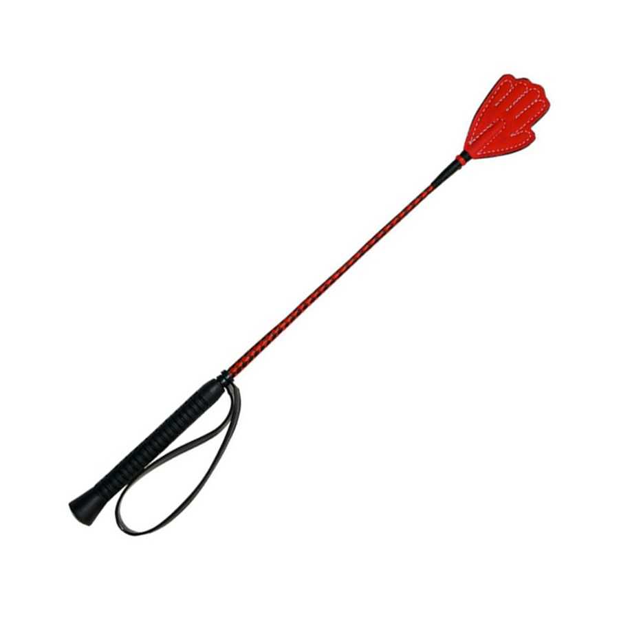 Chicote com cabo preto e vermelho e ponta vermelha em forma de mão