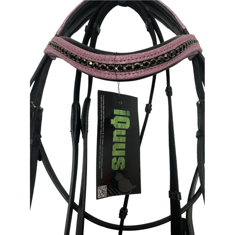 Arreio de cavalo com fita rosa e pedras pretas com etiqueta Louis