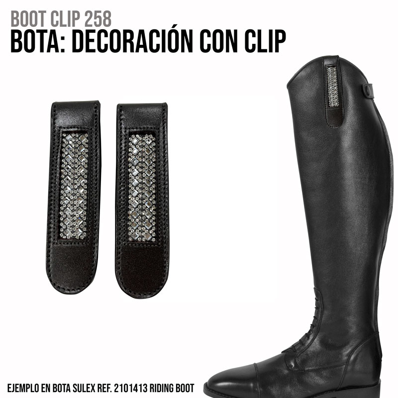 Clips decorativos pretos com padrão prateado e bota de montaria preta alta
