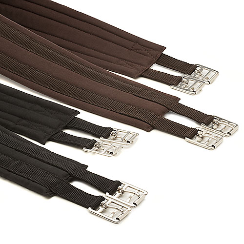 Cinco pegas para cavalos em tecido com fivelas metálicas