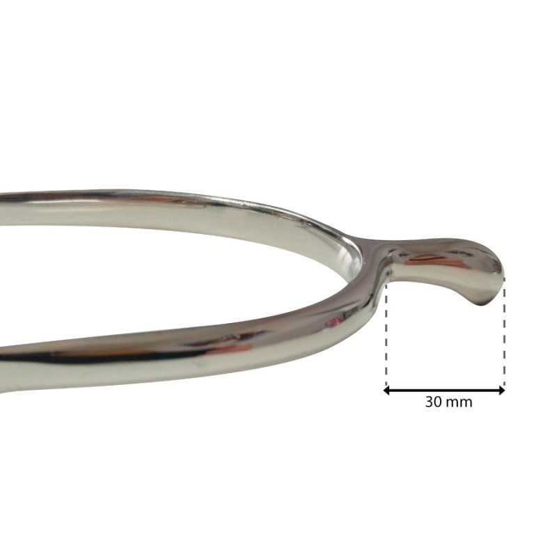 Anilha de metal prateado com extremidade curvada e medida de 30 mm