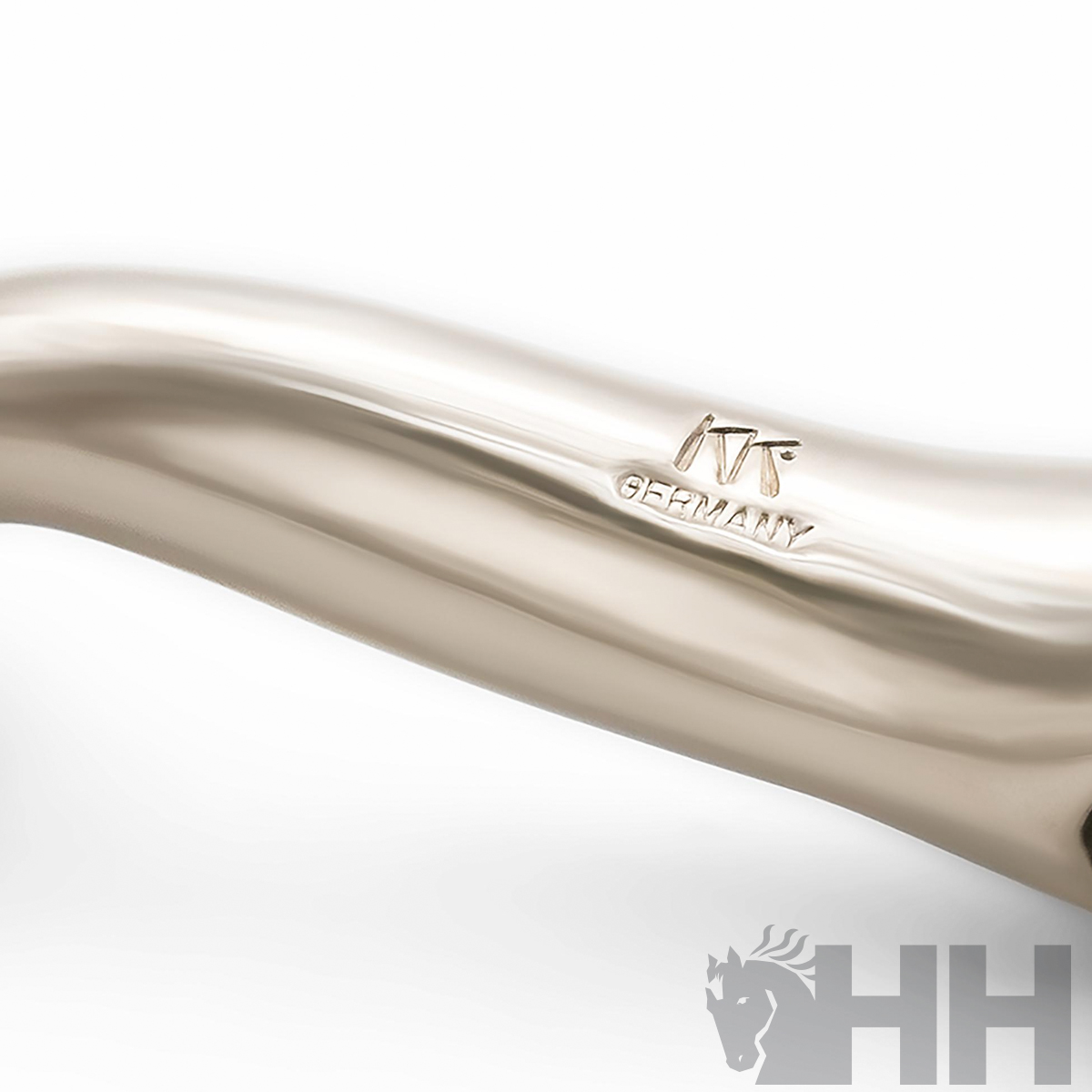 Peça metálica curva com gravação KTS GERMANY