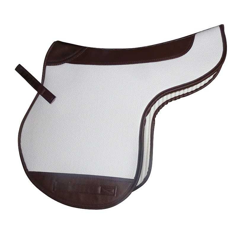 Selim de cavalo branco com detalhes castanhos escuros