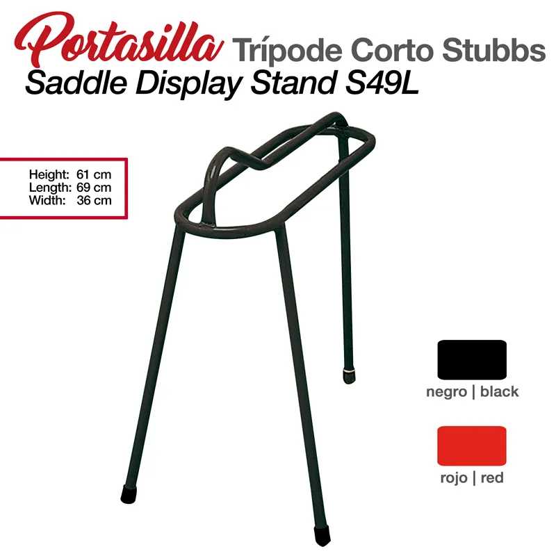 Suporte metálico preto para sela de cavalo com três pernas e texto informativo no fundo branco.