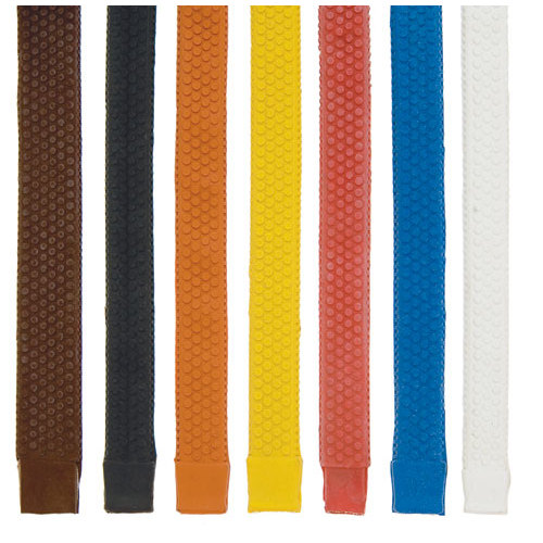 Sete cintos de tecido coloridos com padrão de bolinhas