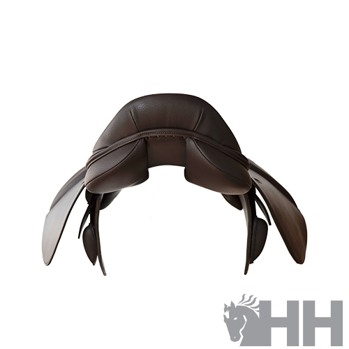 Sela de equitação castanha em pele vista de cima