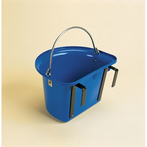 Balde azul de plástico com pega metálica e presilhas pretas