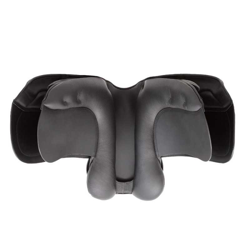 Sela de equitação preta em couro com acolchoamento ergonómico