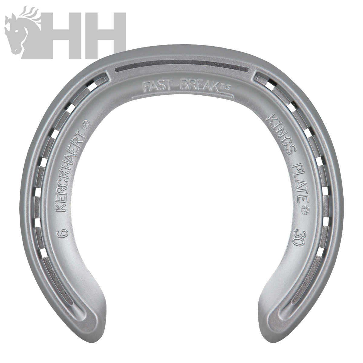 Ferradura metálica prateada com inscrições e fundo branco