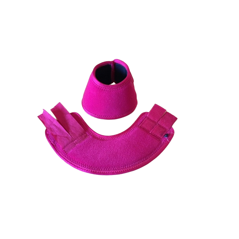 Protetores rosa para cascos de cavalo em material flexível