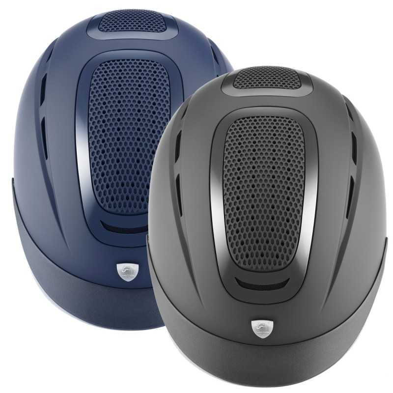 Dois capacetes azul e cinza escuro com malha na parte superior e símbolo prateado