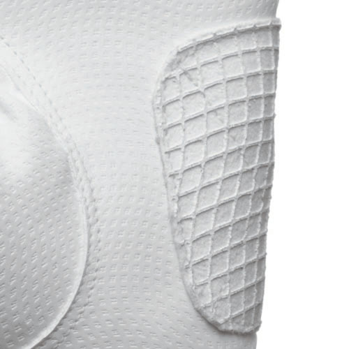 Texturas diferentes em tecido branco, uma com pequenos pontos e outra em padrão de rede quadrada