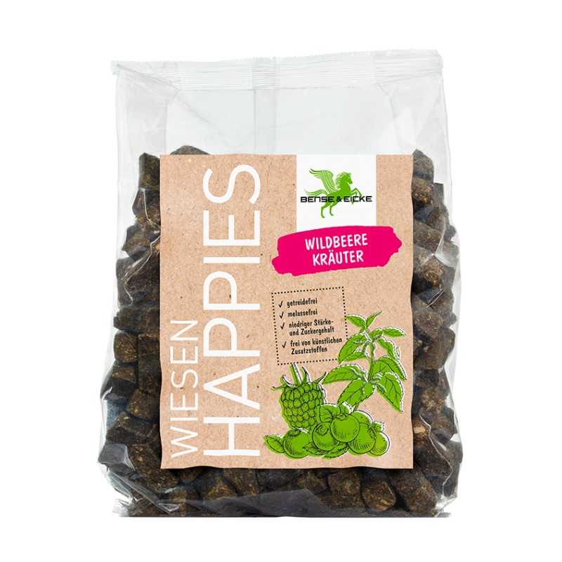 Pacote de pellets escuros com etiqueta bege e texto WIESEN HAPPIES e WILDBEERE KRÄUTER