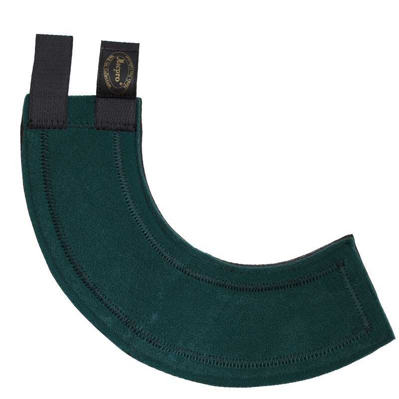 Protetor verde escuro com alças pretas e etiqueta