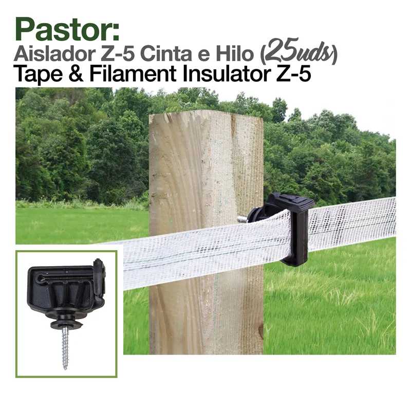 Isolador Z-5 fita branca e suporte plástico preto montados em poste de madeira ao ar livre