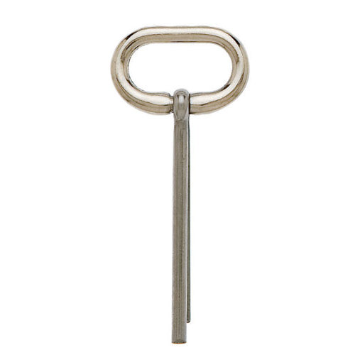 Chave metálica prateada com formato oval na parte superior e haste longa e reta