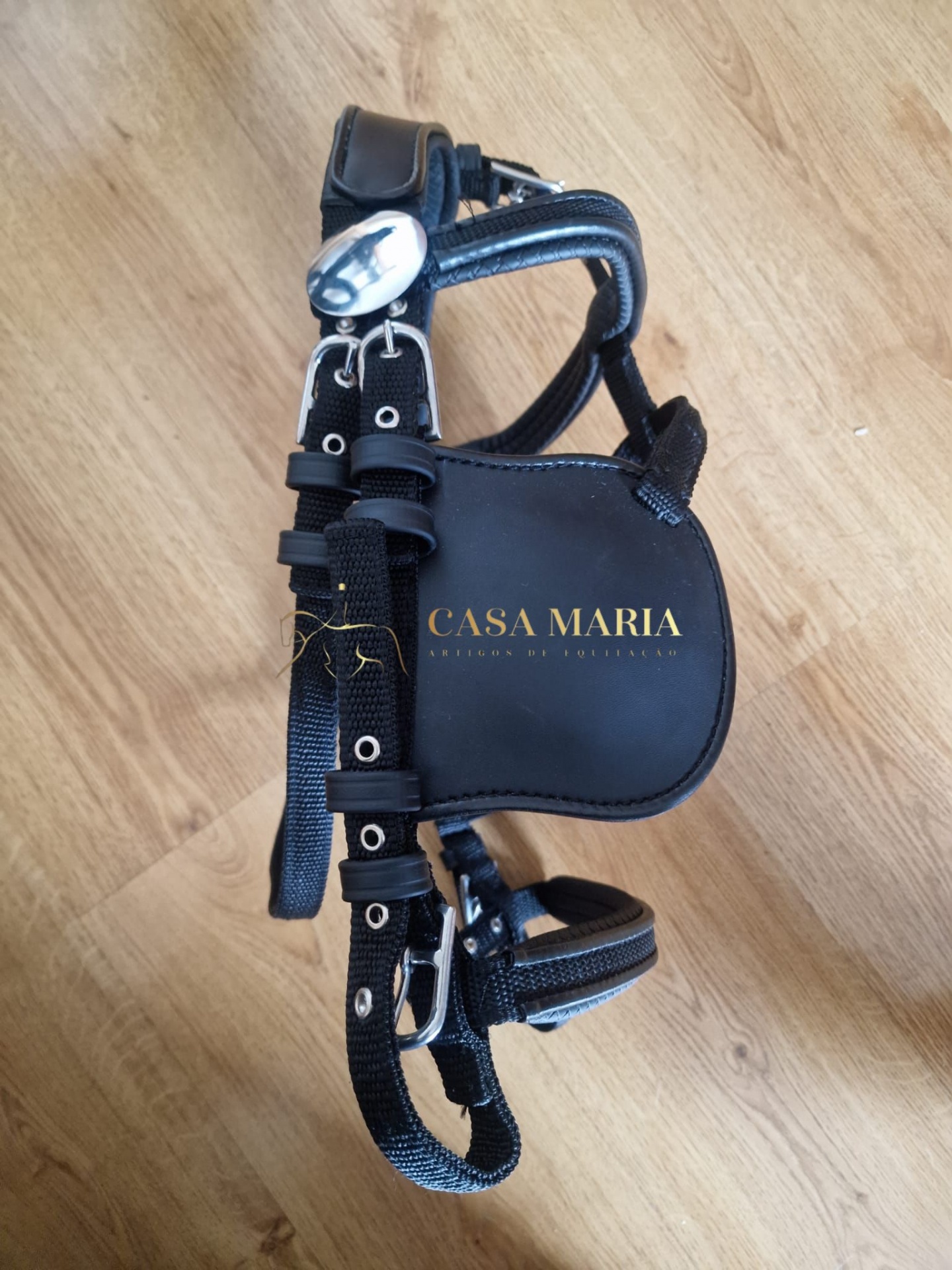 Peitoral preto para animal de estimação com texto CASA MARIA ARTIGOS DE PELÚCIA