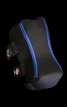 Suporte ortopédico preto com detalhes em azul e tiras de velcro
