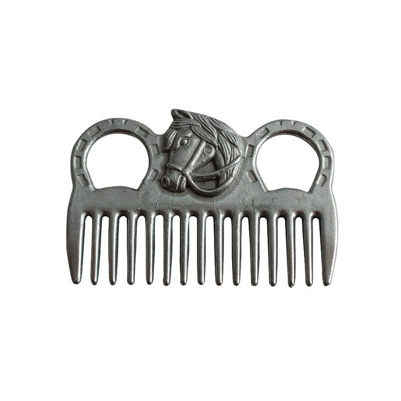 Pente metálico cinza com desenho de cavalo e dois orifícios para os dedos