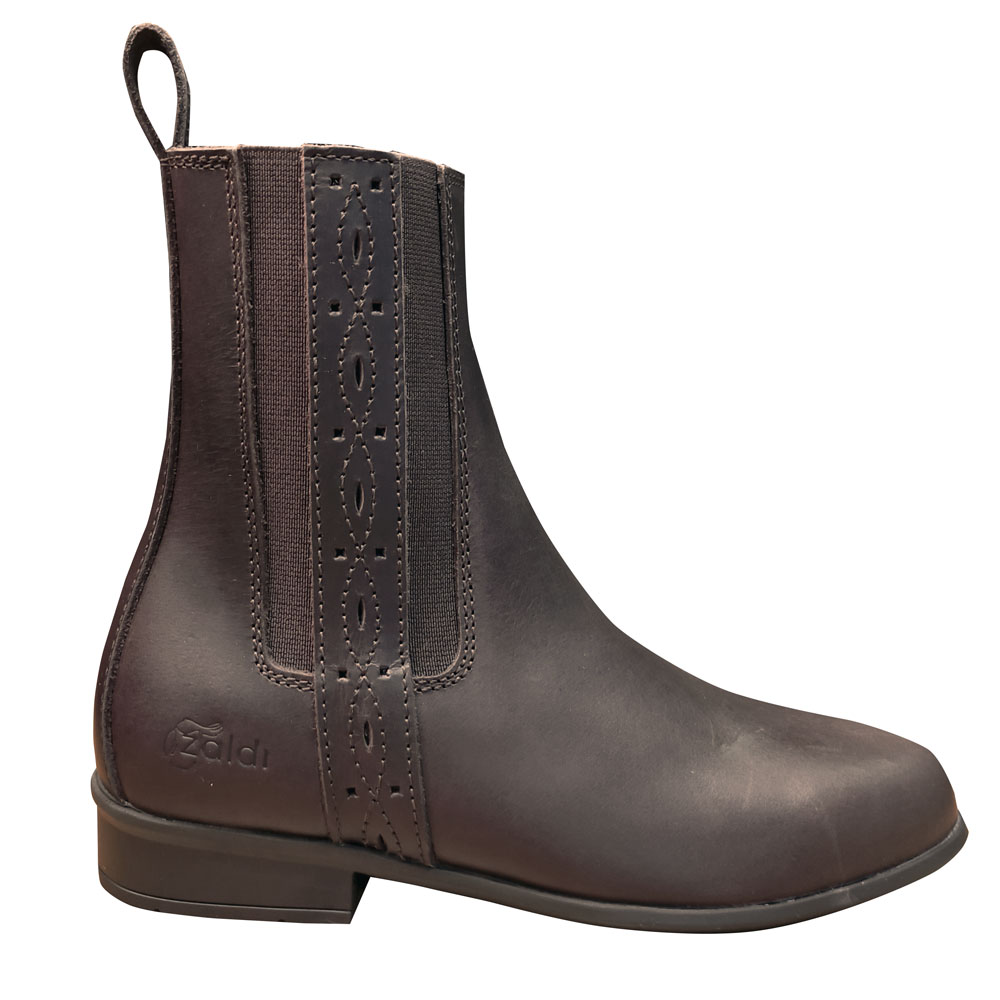 Bota castanha escura em pele com padrão decorativo lateral e nome Zaldi