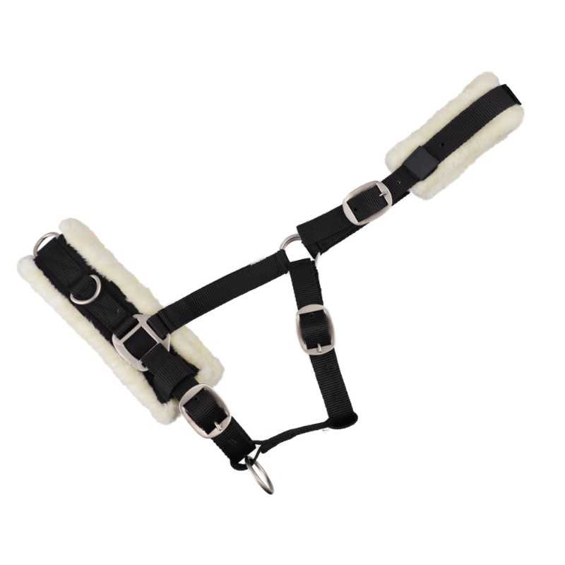 Cabresto para cavalo preto com forro branco almofadado e fivelas prateadas