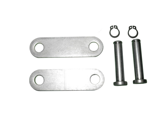 Conjunto de peças metálicas para fixação com pinos e anéis em fundo branco