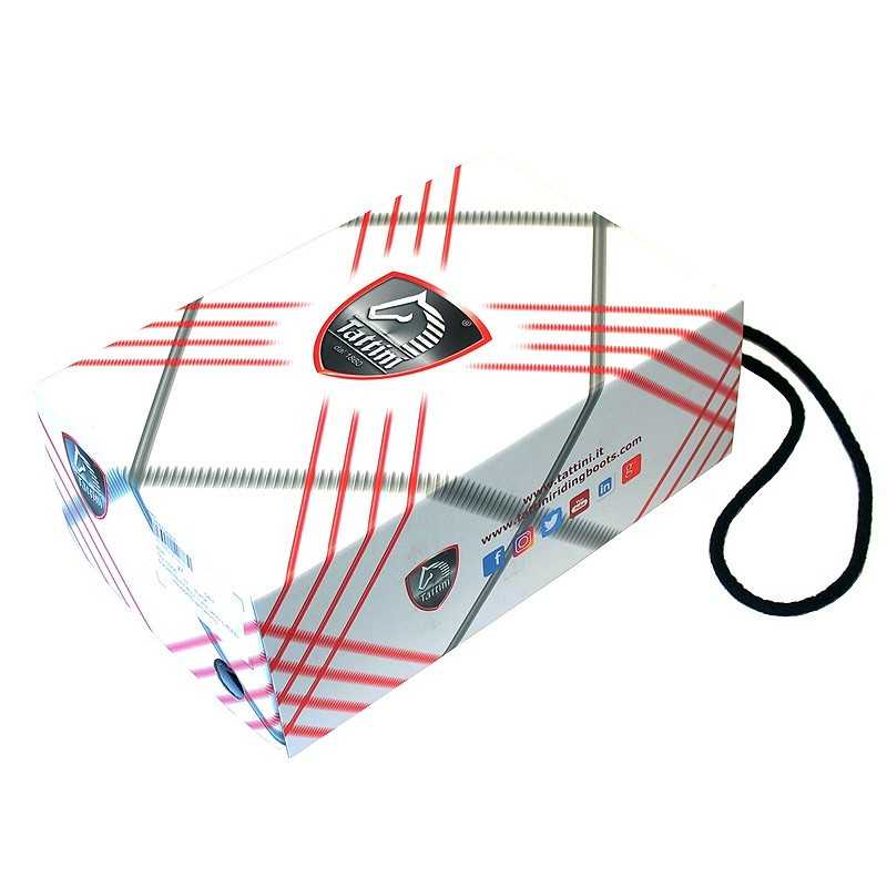 Embalagem de papel branca com linhas vermelhas e logótipo LOFT LEITEIRA com cordão preto