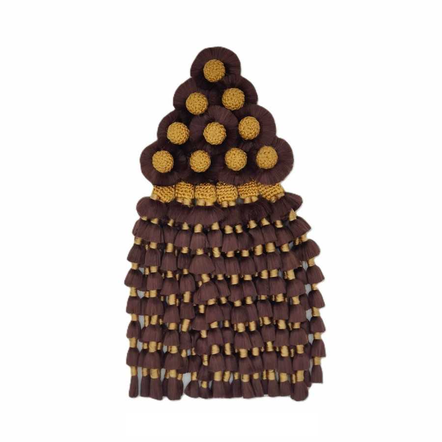 Franja decorativa em fios castanhos e dourados com pompons