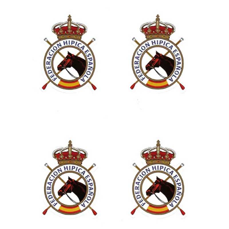 Quatro emblemas da federación hípica espanhola com cavalo, coroa e bastões cruzados