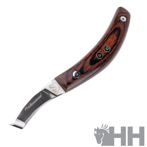 Faca profissional com lâmina curva e cabo de madeira castanho escuro