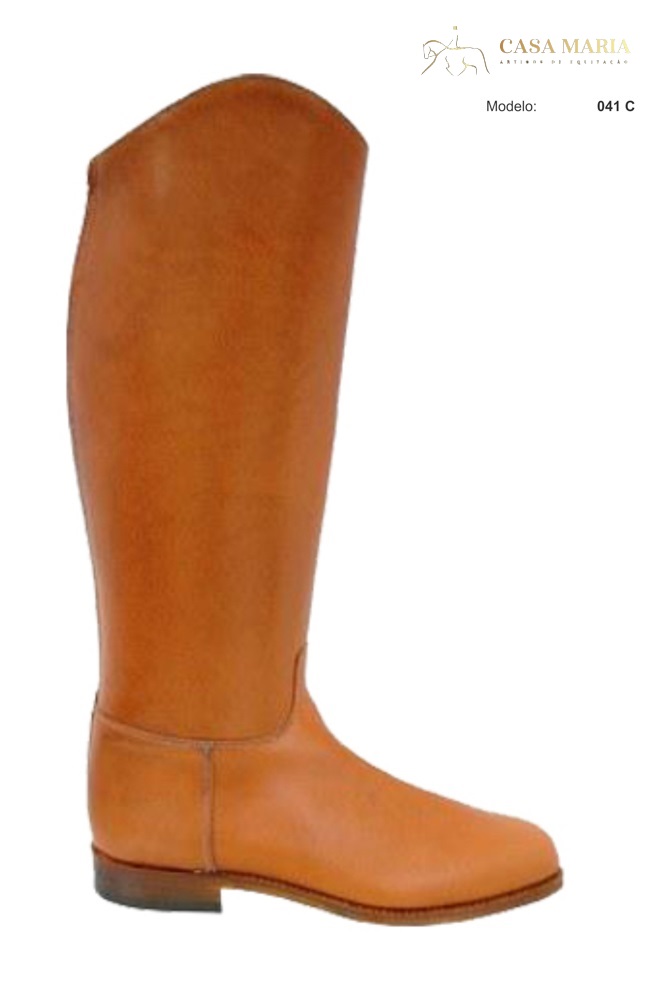 Bota alta de couro castanho claro com sola e salto castanhos