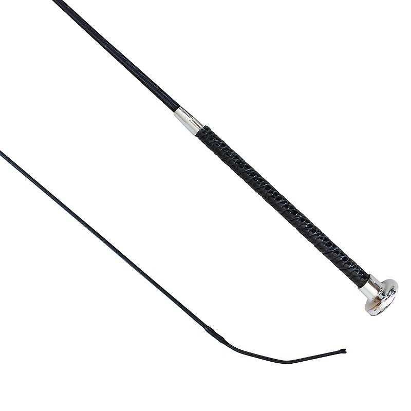 Chicote com cabo preto trançado e ponta metálica prateada