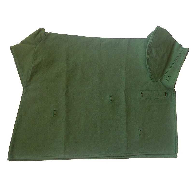 roupa verde para animal de estimação com alças para as patas
