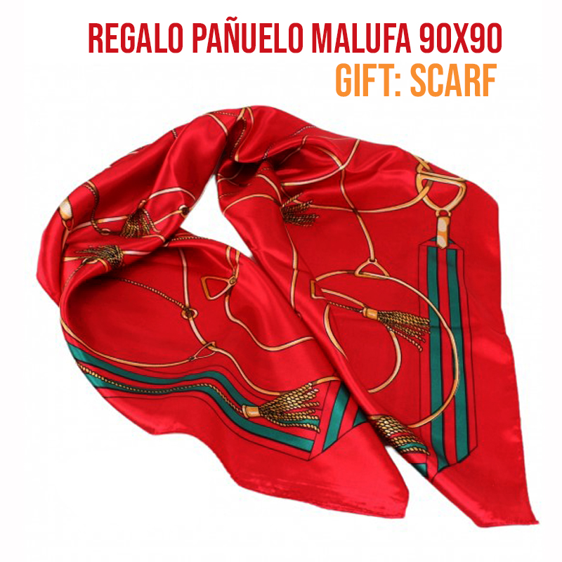 Lenço vermelho com padrão dourado e verde sobre fundo branco