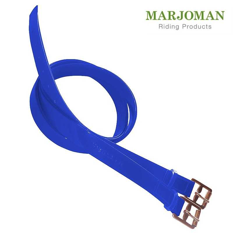 Correia azul com fivelas metálicas e texto MARJOMAN