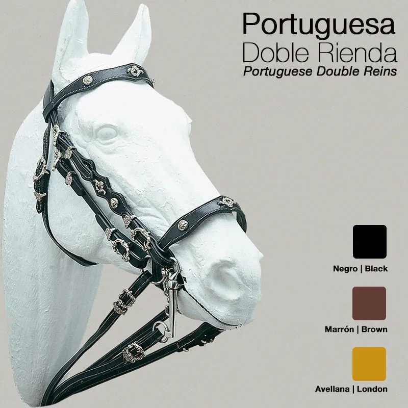 Cabeça de cavalo branca com rédeas duplas portuguesas de couro preto em fundo cinza