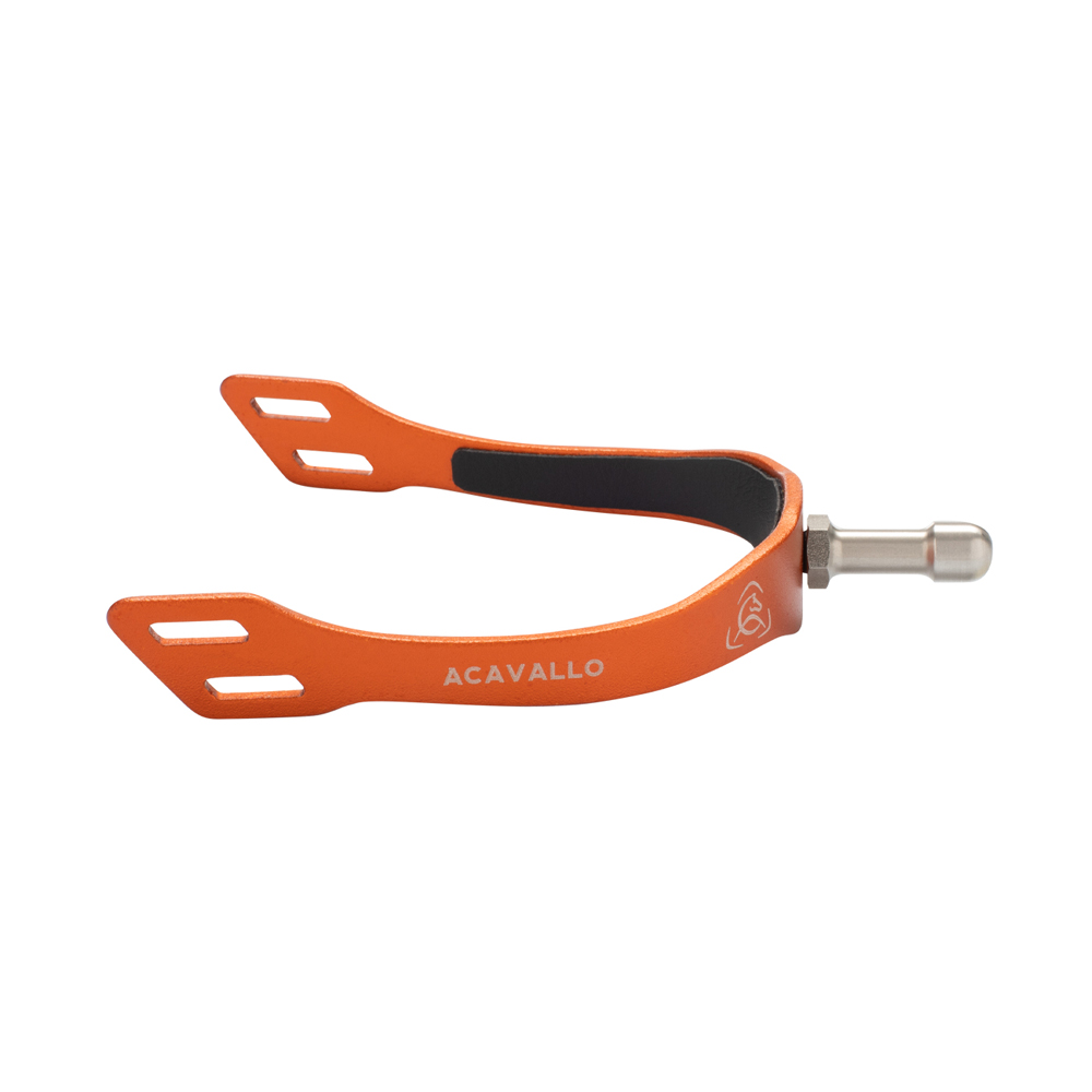 Espera de esporão metálica laranja com revestimento preto e texto ACAVALLO