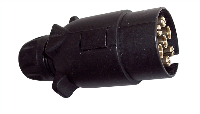 Conector elétrico preto com pinos metálicos