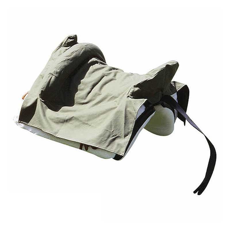Suporte de assento para cavalo em tecido verde cinzento com faixa preta de fixação.