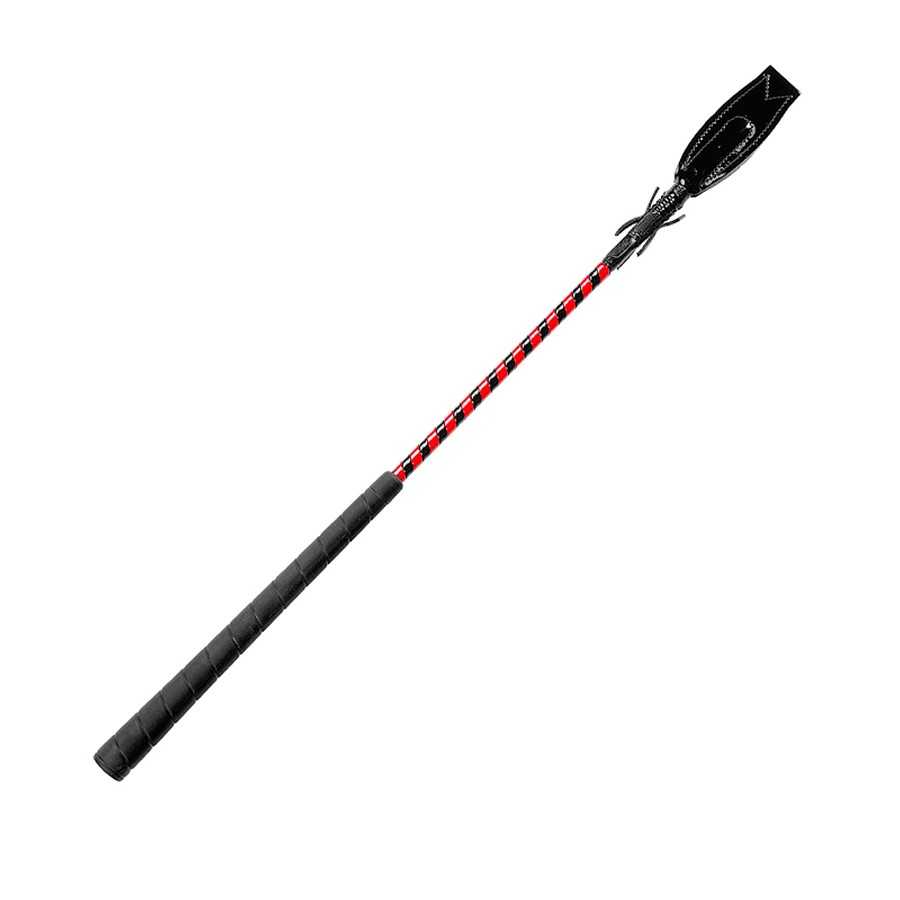 Chibata preta com cabo vermelho e preto listrado e punho preto