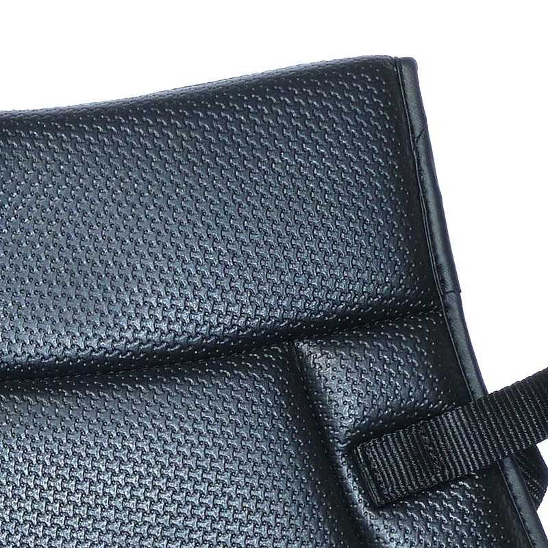 Mala preta texturizada com alça acolchoada