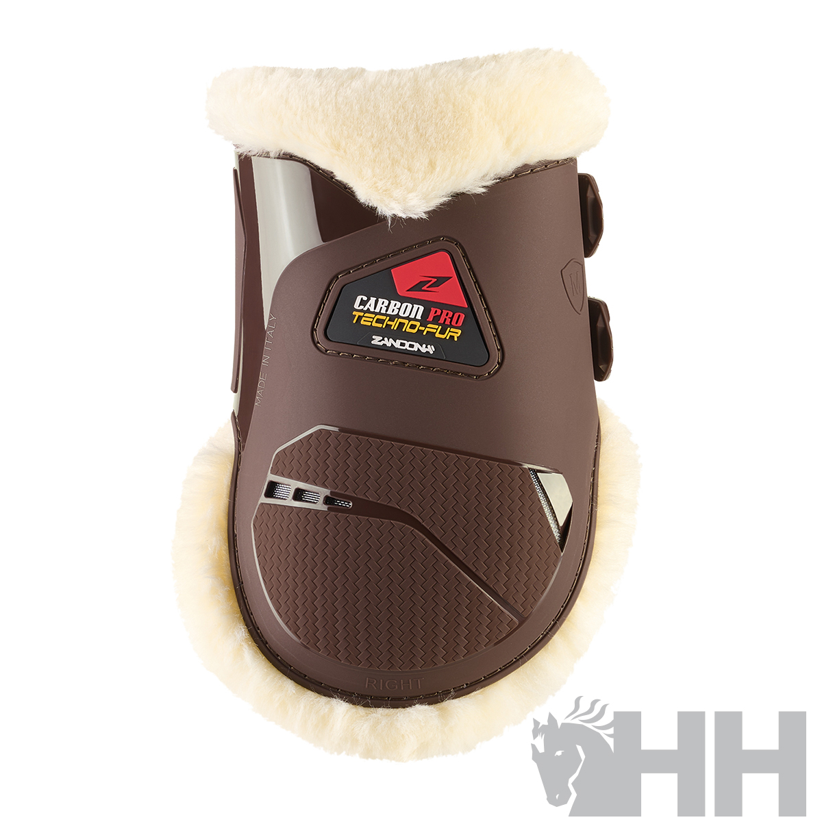 Protetor castanho para casco de cavalo com pelo branco e etiqueta ZALDI.