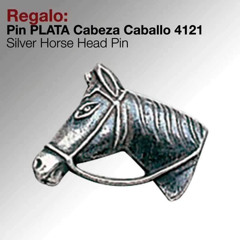 Pin prateado em formato de cabeça de cavalo com texto promocional em espanhol e inglês