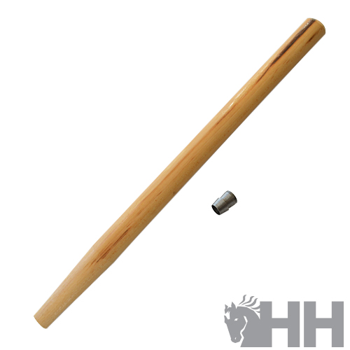 Cana de madeira clara com peça metálica pequena